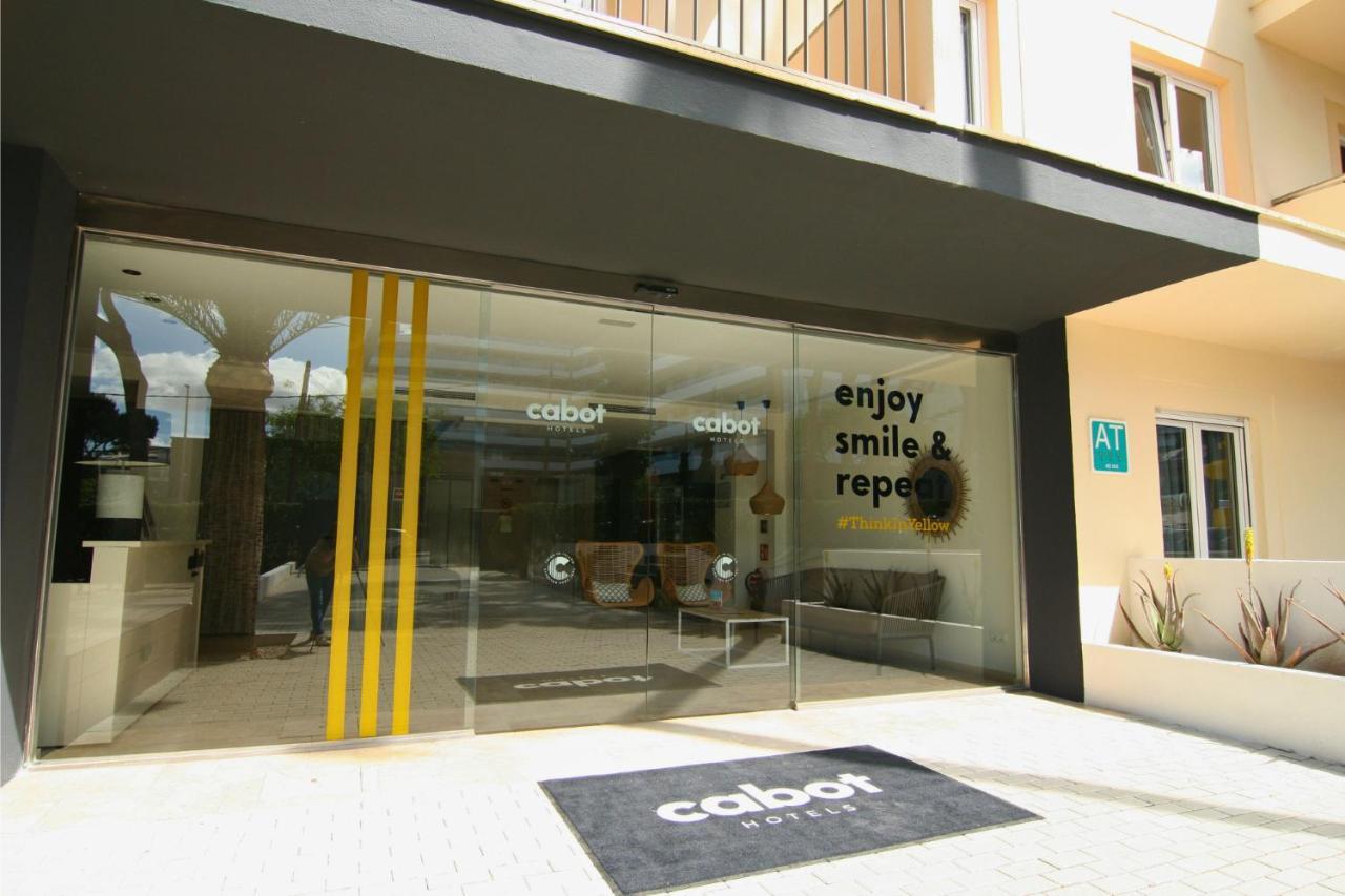 Cabot Tres Torres Apartment *
